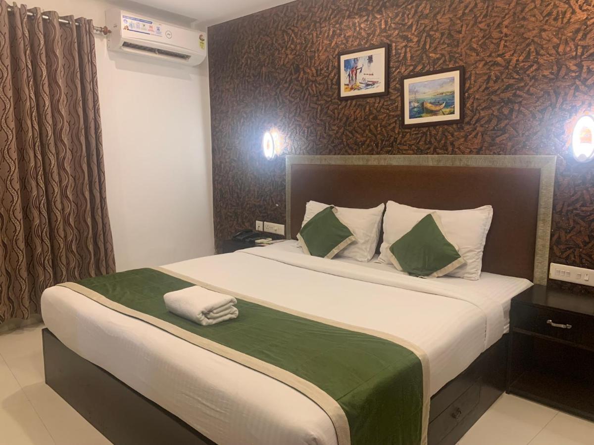 Hotel Greenlife Kochi ภายนอก รูปภาพ