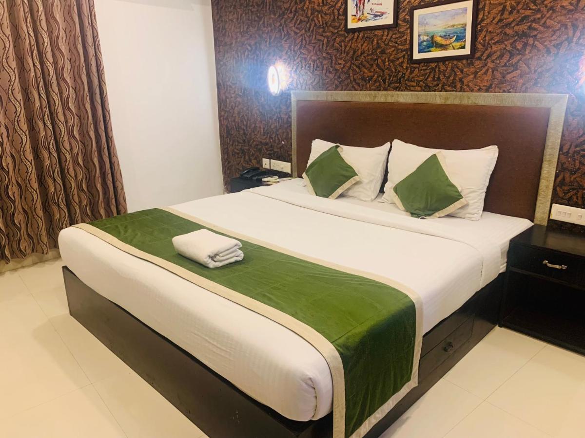 Hotel Greenlife Kochi ภายนอก รูปภาพ
