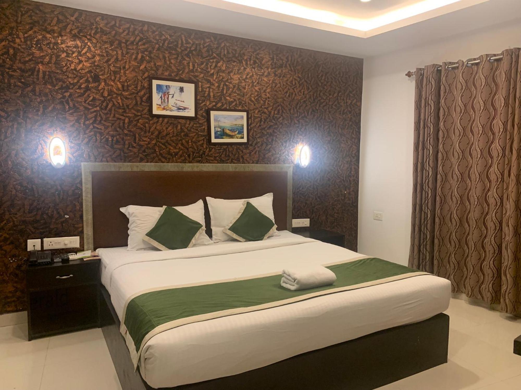 Hotel Greenlife Kochi ภายนอก รูปภาพ